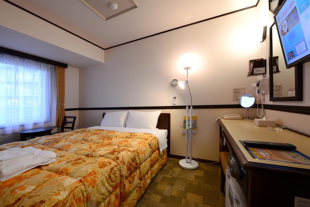 Toyoko Inn Kobe Sannomiya-Eki Higashi Exteriér fotografie